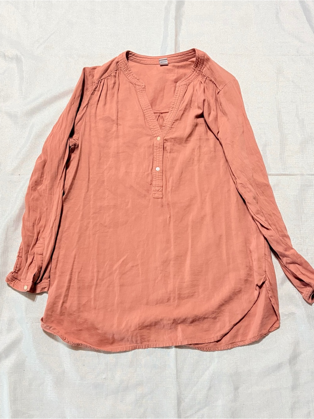 Women’s old navy long sleeve quarter button blush pink tunic size Med